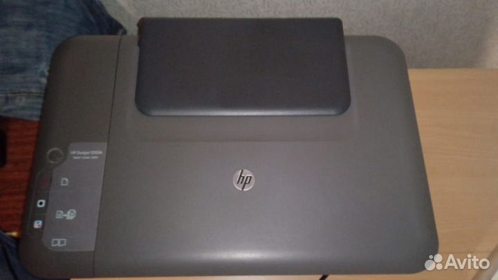 Мфу цветной струйный HP Deskjet 1050A