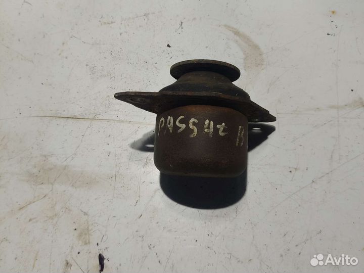 Подушка кпп Volkswagen Golf Passat