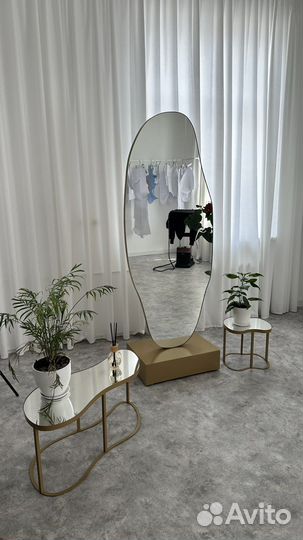 Дизайнерское зеркало