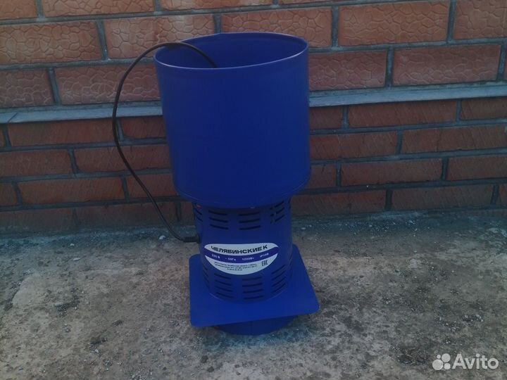 Измельчитель зерна, крупорушка