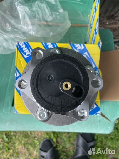 Задняя ступица подшипник Митсубиси lancer