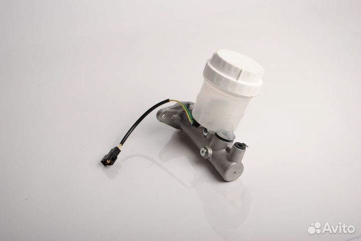 Главный тормозной цилиндр Powertec MB618717