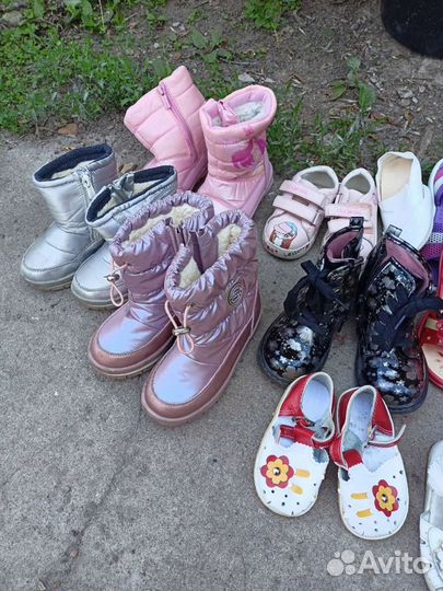 Детская обувь и одежда для девочек
