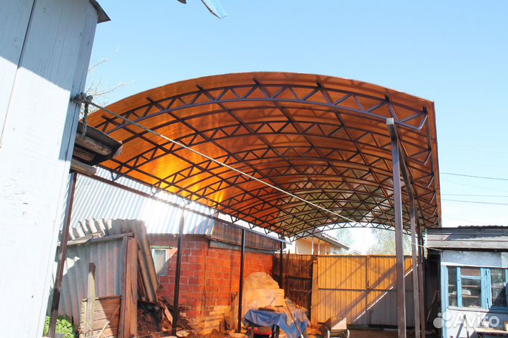 Навес из поликарбоната