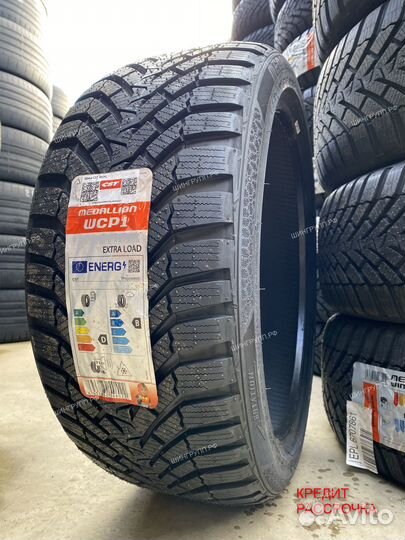 CST Medallion Winter WCP1 225/45 R17 94V