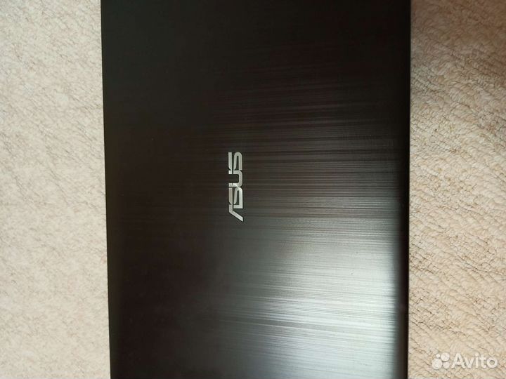 Ноутбук asus