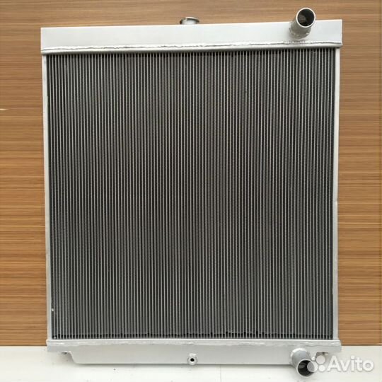 Радиатор водяной Hitachi ZX200-3G