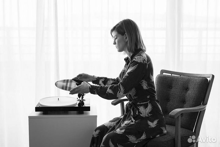 Проигрыватель пластинок Pro-Ject X1 B