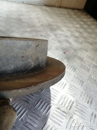 Тормозной диск задний Kia Sportage SL G4KD 2010