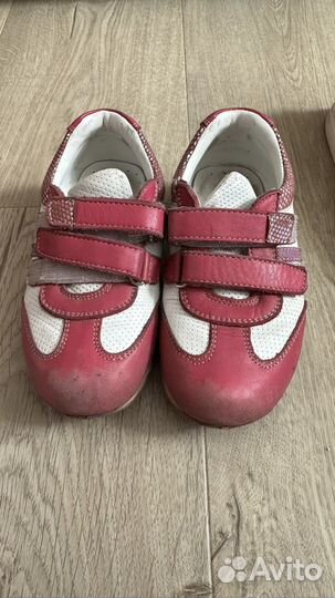Кроссовки для девочки