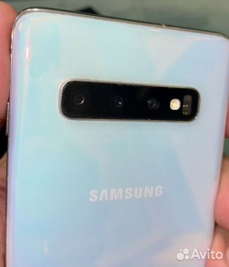 Samsung Galaxy S10, 6/128 ГБ