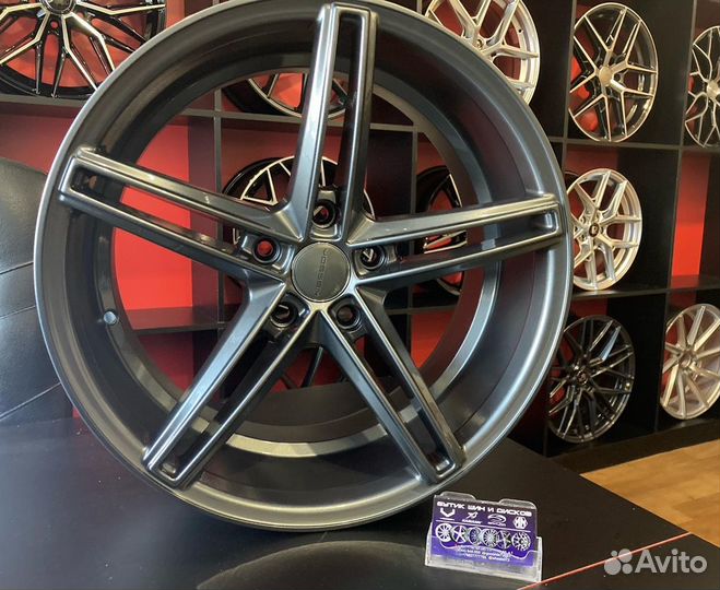 Диски R18 5x114,3 Vossen CV5 графит
