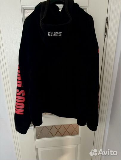 Vetements SS16 “Og Titanic Coming Soon” Hoodie