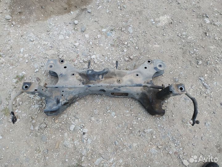 Подрамник Volkswagen Polo (Mk5) V рестайлинг (2014