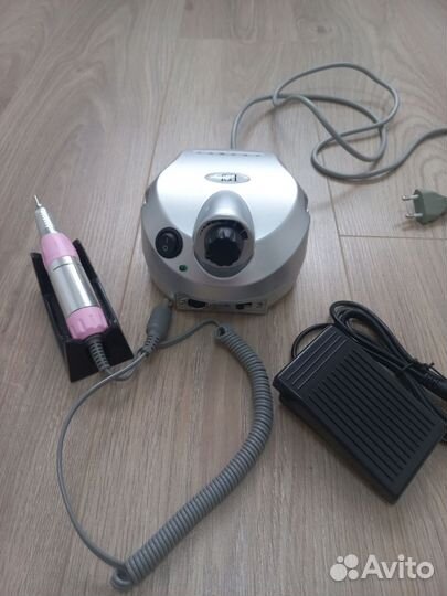 Продам аппарат для маникюра тн -202