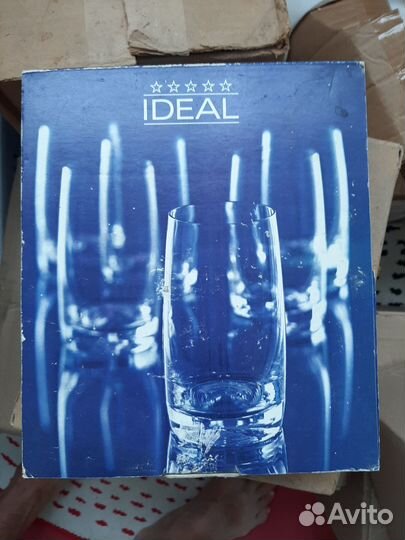 Стаканы с гоночными машинами. Богемия