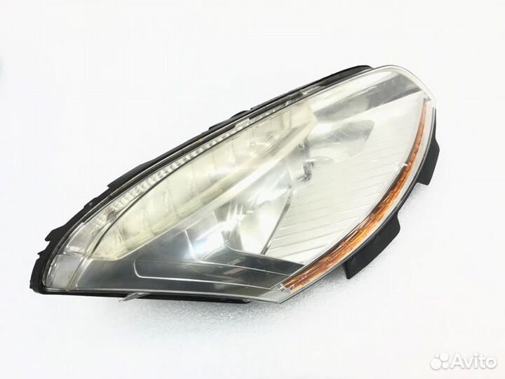 Фара правая Citroen C4 Picasso универсал HDI 2007