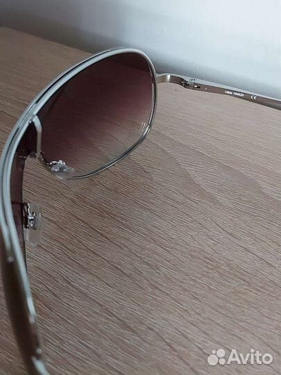 Солнцезащитные очки женские H&M