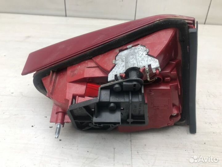 Фонарь правый Audi A4 B8 cdnb 2011