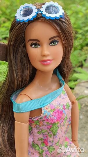 Barbie Тереза шатенка на подвижном теле