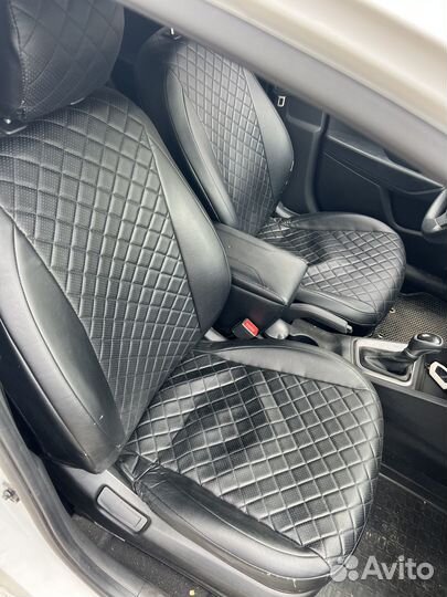 Чехлы на hyundai solaris 2