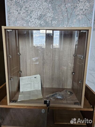 Полка настенная навесная