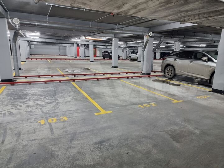 Машиноместо, 15 м²