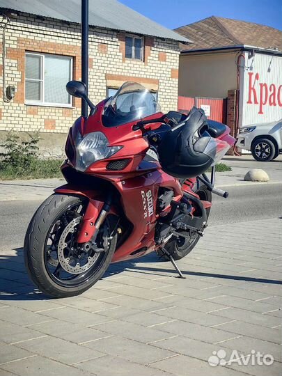 Suzuki GSX-R 750 K6