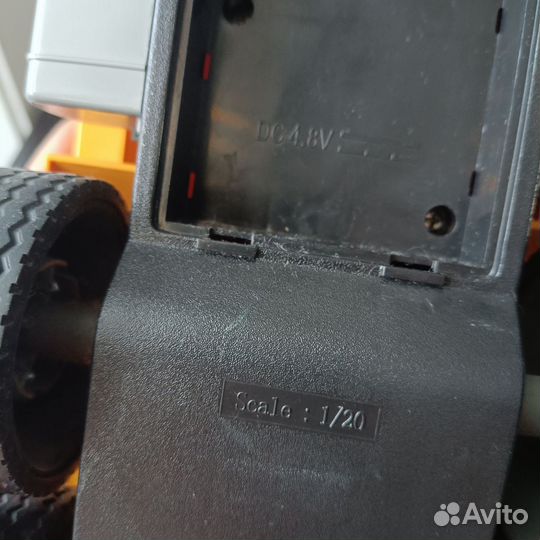 Радиоуправляемый самосвал Double Eagle 1:20