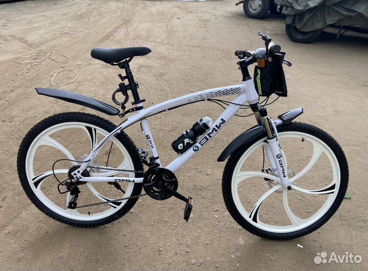 Велосипеды BMW на литых дисках