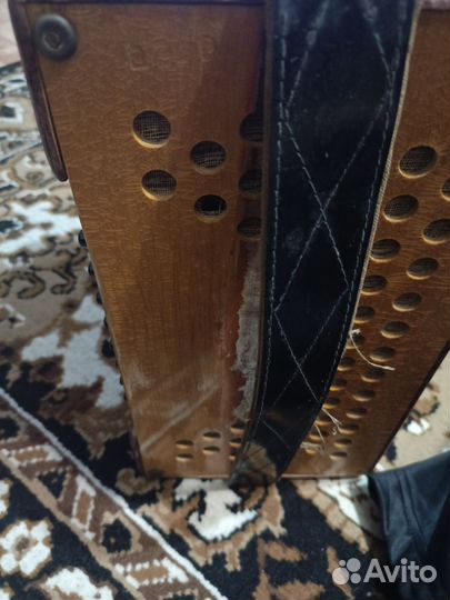 Гармонь старая