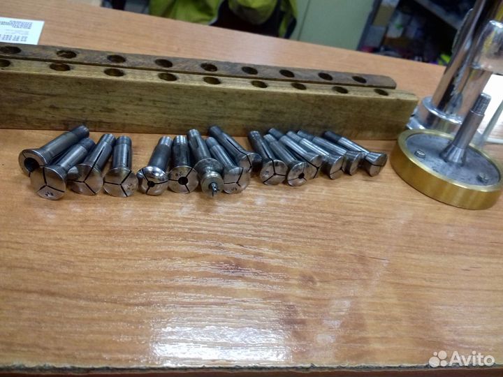 Цанги для харьковского токарного станка 70г