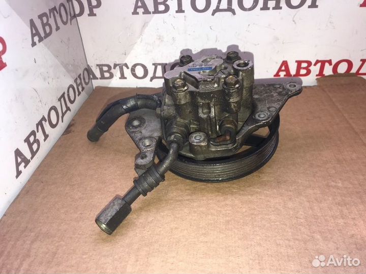 Насос гидроусилителя руля Mazda Mpv 2.5 2001