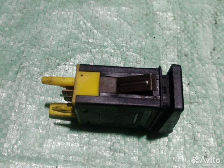 Кнопка птф Audi 80 B3