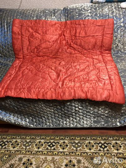 Детское одеяло бу сверху атласное