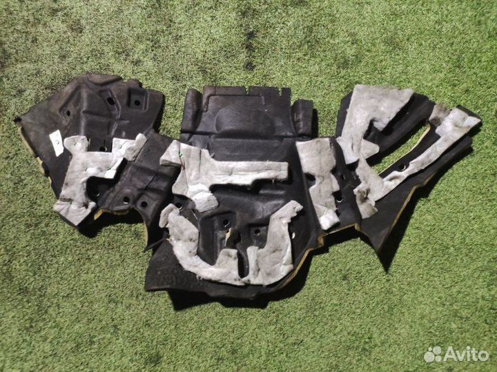 Шумоизоляция Audi Q7 II 4M cvmd 2016