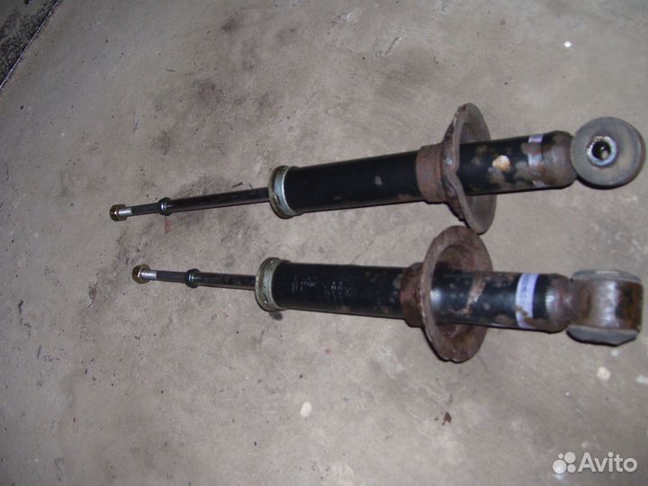 Мицубиси ланцер 9 стойка амортизатор подвески