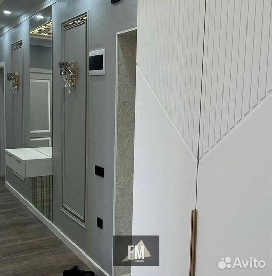 Распашной шкаф