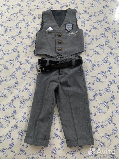 Жилетка с брюками для мальчика