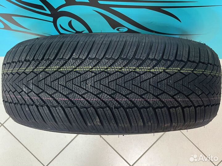 Sonix WinterXPro 888 215/55 R18 99H