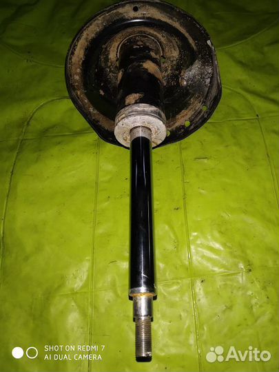 Стойка передняя левая Subaru Impreza XV GH7 2011г