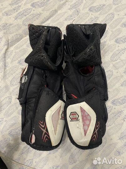 Налокотники хоккейные bauer