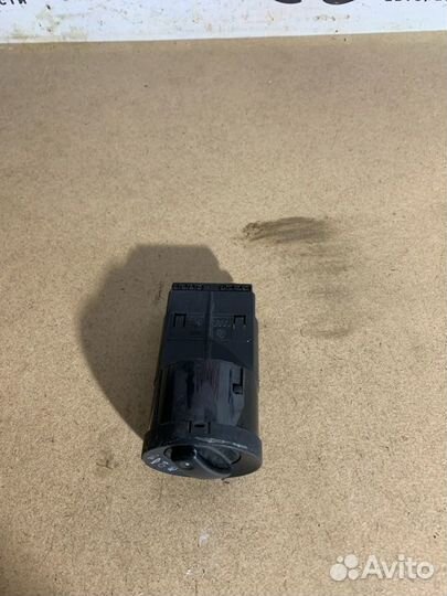 Блок включения фар Audi A4 B7 BFB 1.8L 2005