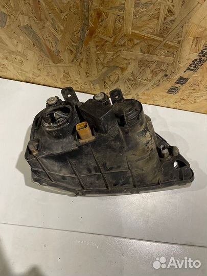 Фара левая Chevrolet Lacetti седан F14D3 2006