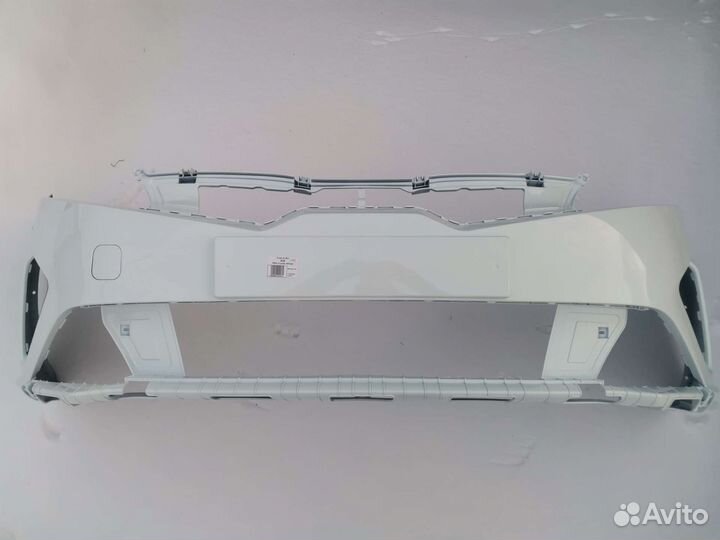 Передний бампер kia rio 4 белый 2020-2022 год