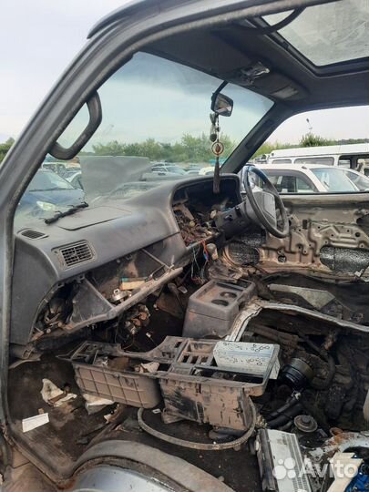 Toyota hiace 4wd в разбор