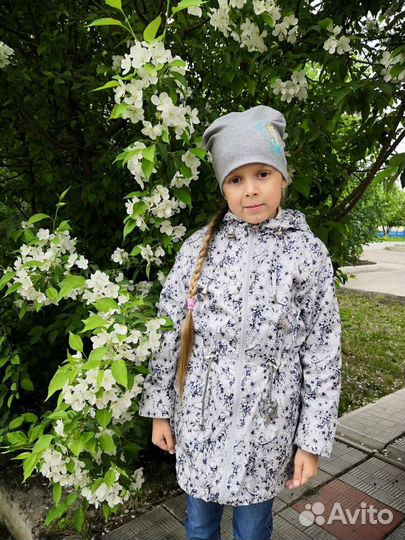 Ветровка для девочки