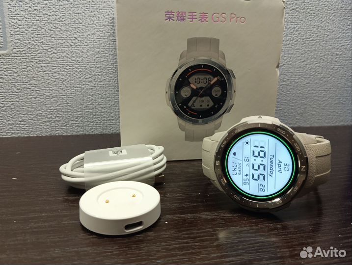Смарт часы honor watch gs pro