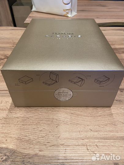 Коробка Hennessy paradis