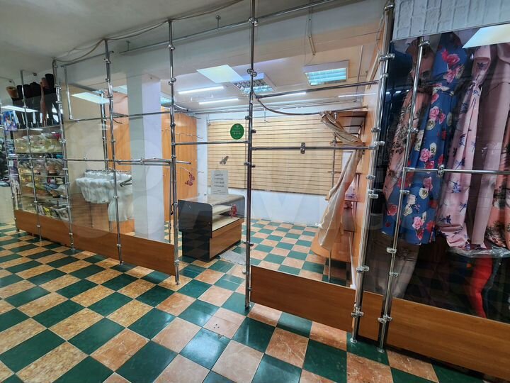 Торговая площадь, 16 м²